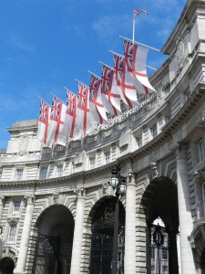 Admiralty Arch - Arches with Flags