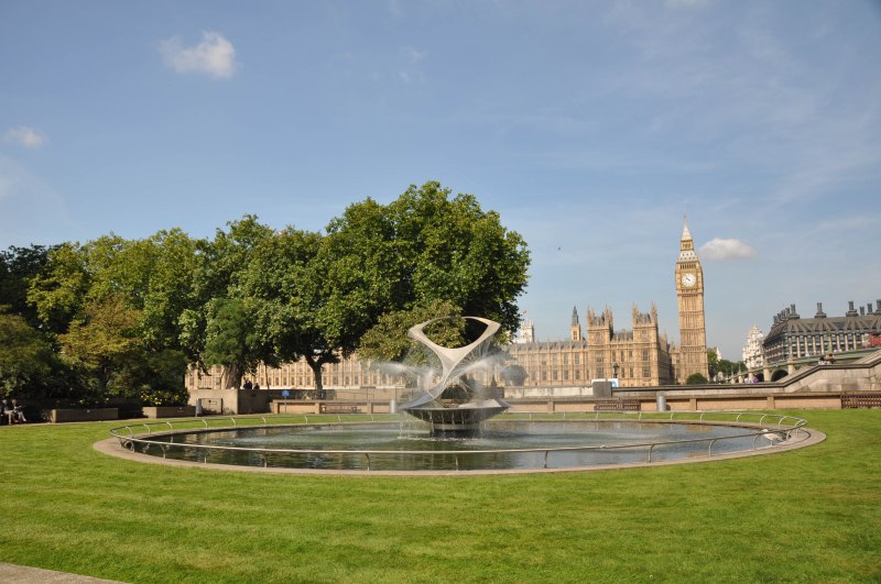 Houses of Parliament from with St Thomas's Hospital