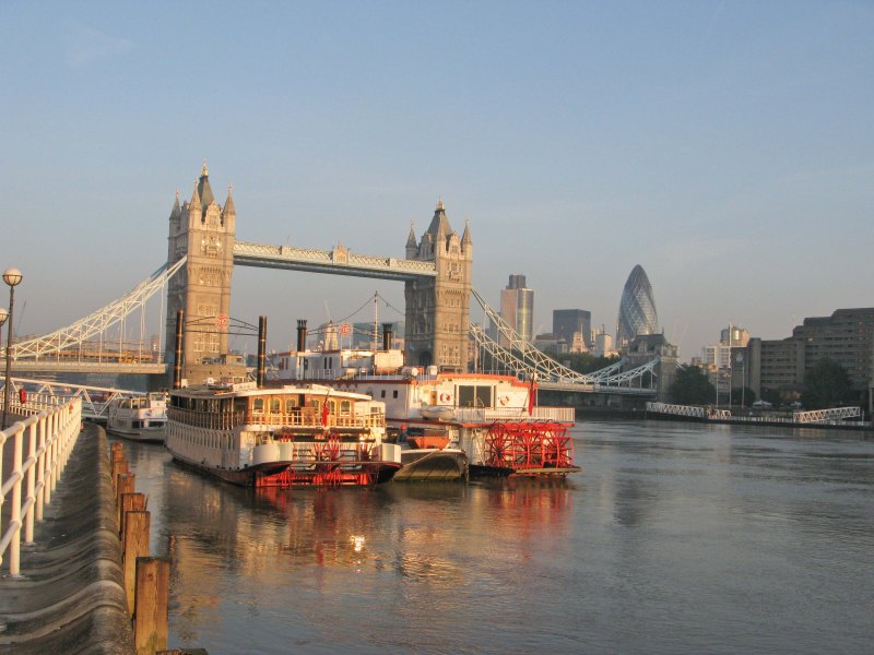 Tower Bridge and boats - Butlers Wharf