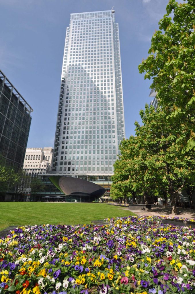 London Runs and Photo Routes Canada Square Park