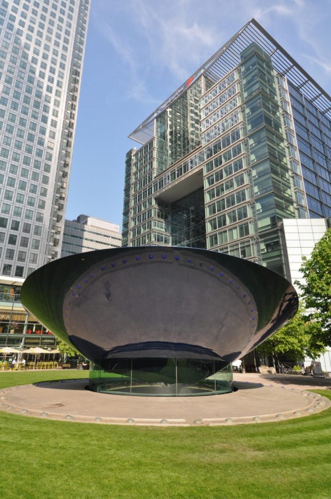 London Runs and Photo Routes - The Big Blue by Rod Arad