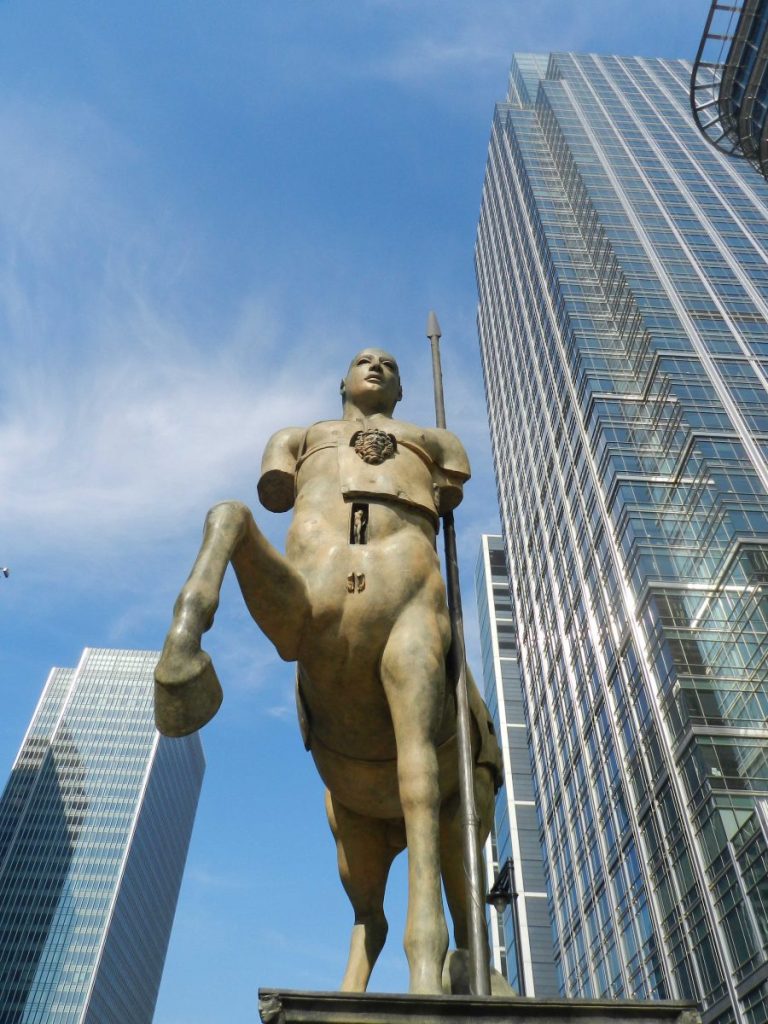 London Runs and Photo Routes -Igor Mitoraj's Centauro