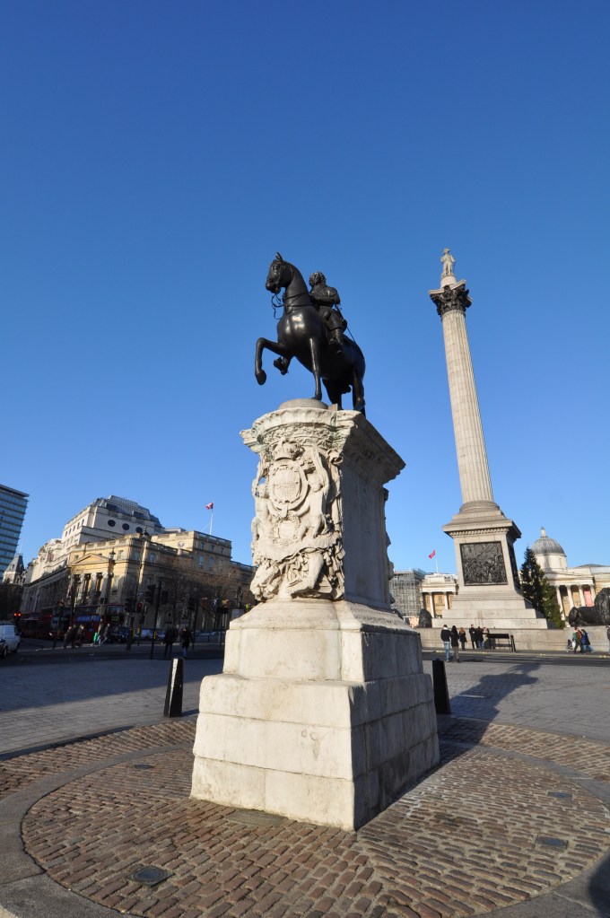 Nelsons Column - and King Charles Statue