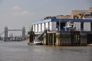 London Runs and Photo Routes - River Police Launch and Tower Bridge