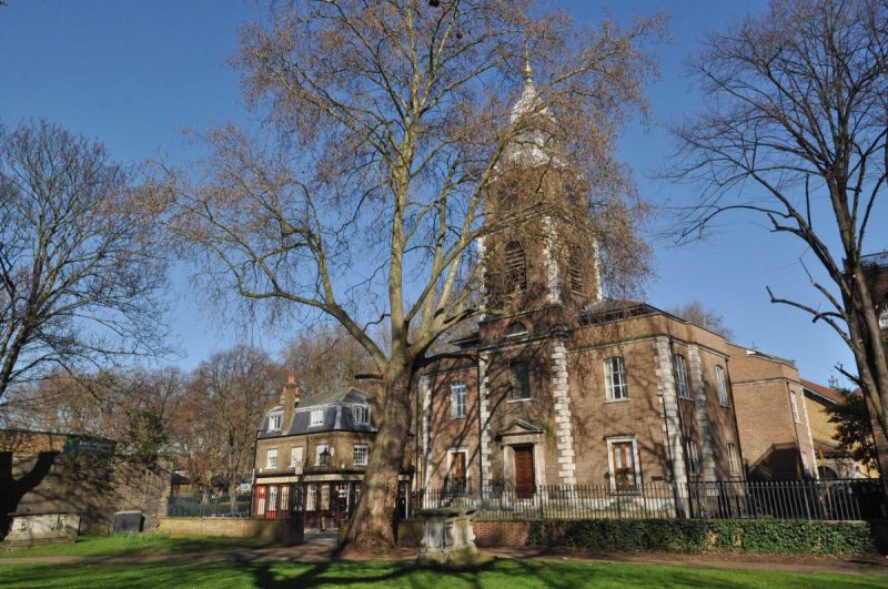 London Runs and Photo Routes - Building on Scandrett St