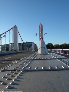 Chelsea Bridge - detail