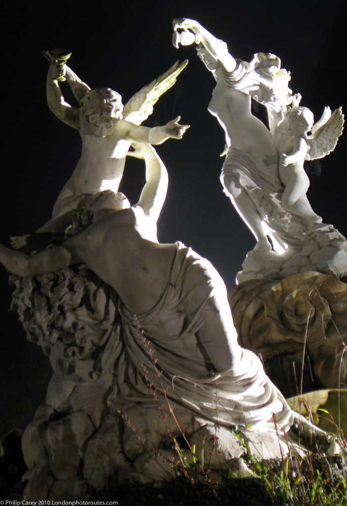 DARK - Sculpture at Cliveden House - Taplow