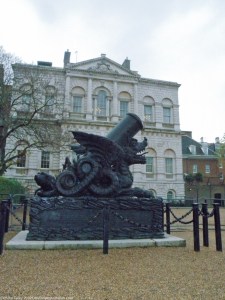 Cadiz Memorial and Rear of Scotland Office