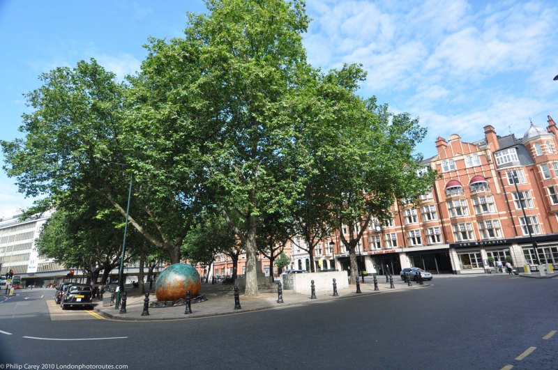 Sloane Square towards the Kings Road
