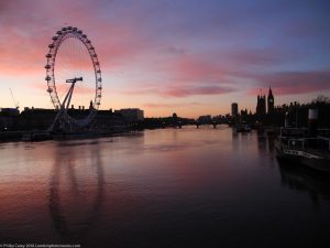 London Runs and Photo Routes -London Eye and Houses of Parliament just before sunrise