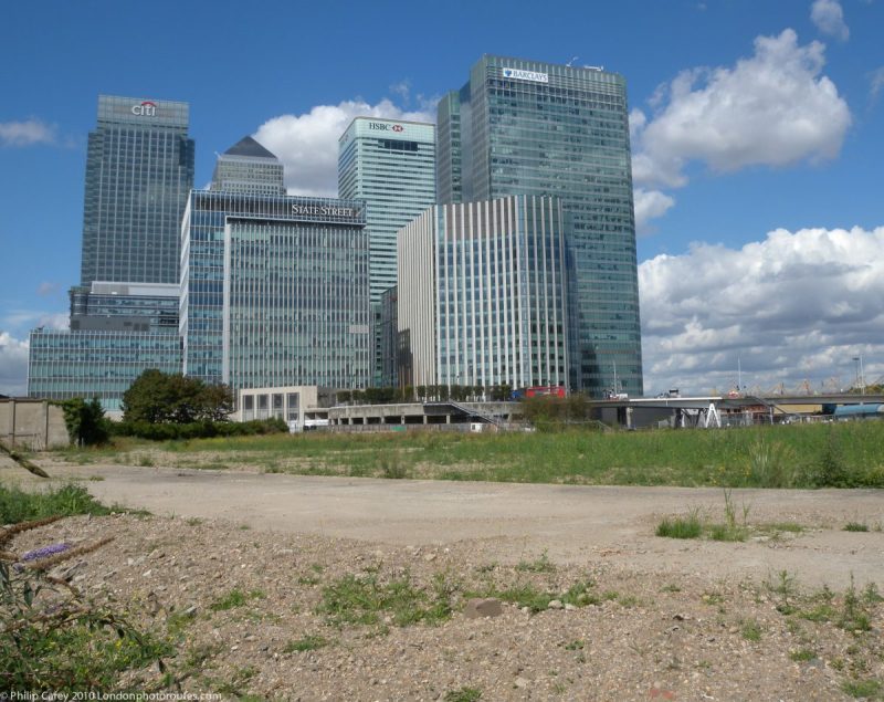 London Runs and Photo Routes - View across to Canary Wharf over wasteland / or building land