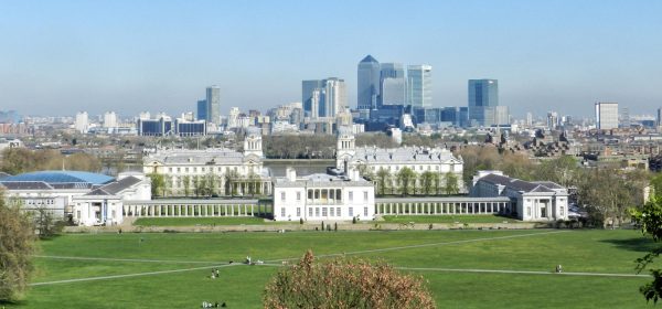 London Runs and Photo Routes - View from The top Of Greenwich park towards Docklands