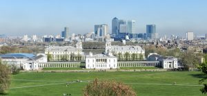 London Runs and Photo Routes - View from The top Of Greenwich park towards Docklands
